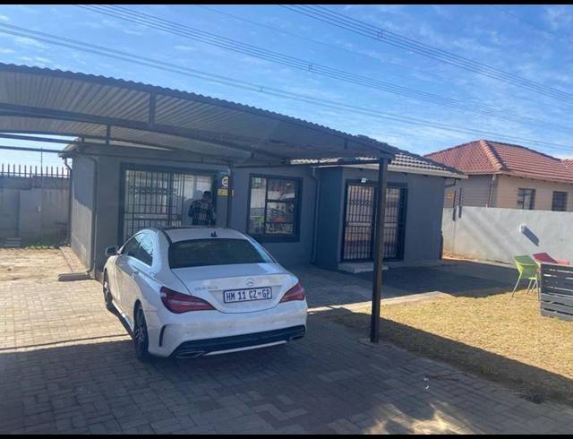 3 BEDROOM PROPERTY TO RENT IN BLUE HILLS COUNTRY ESTATE